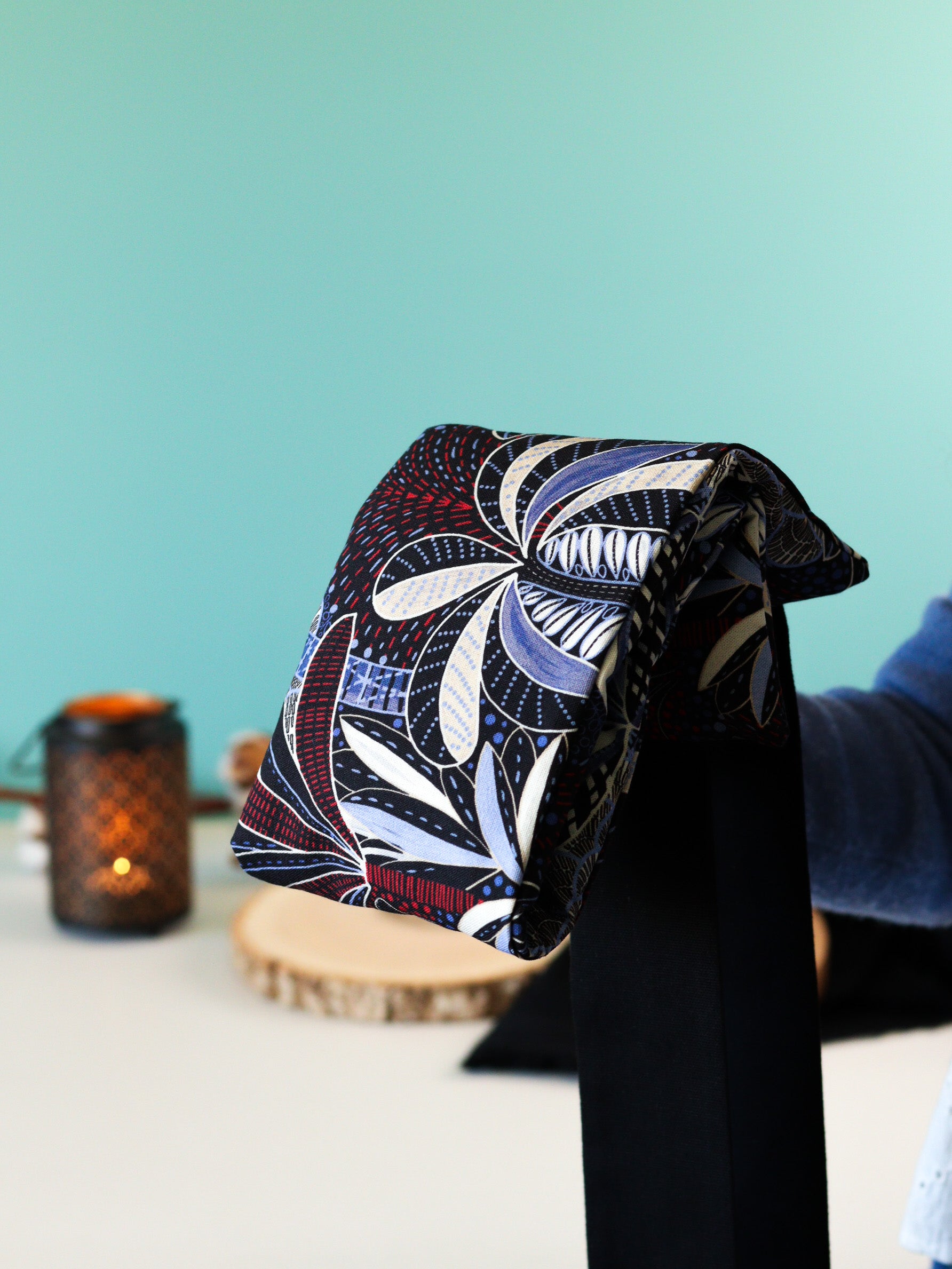 ceinture chauffante naturelle aux graines de lin bio pour soulager en douceur les petits maux du quotidien, palmier bleu foncé