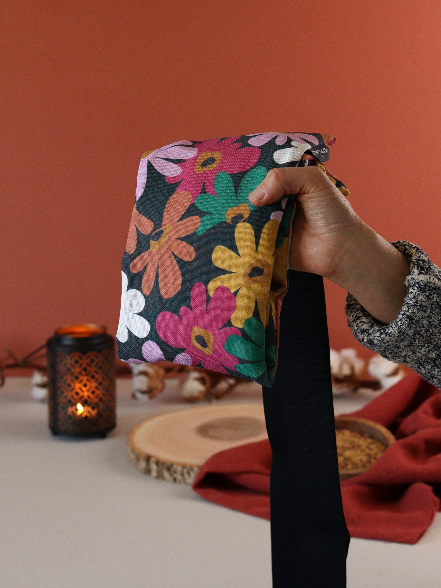 ceinture chauffante graines-lin bio soulage douleurs au naturel fleurs retro caravane