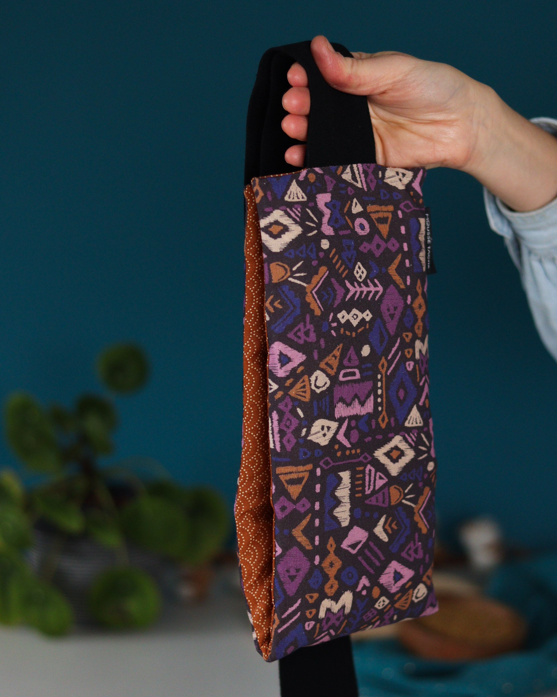 ceinture chauffante naturelle aux graines de lin bio pour soulager en douceur les petits maux du quotidien, violet et ocre