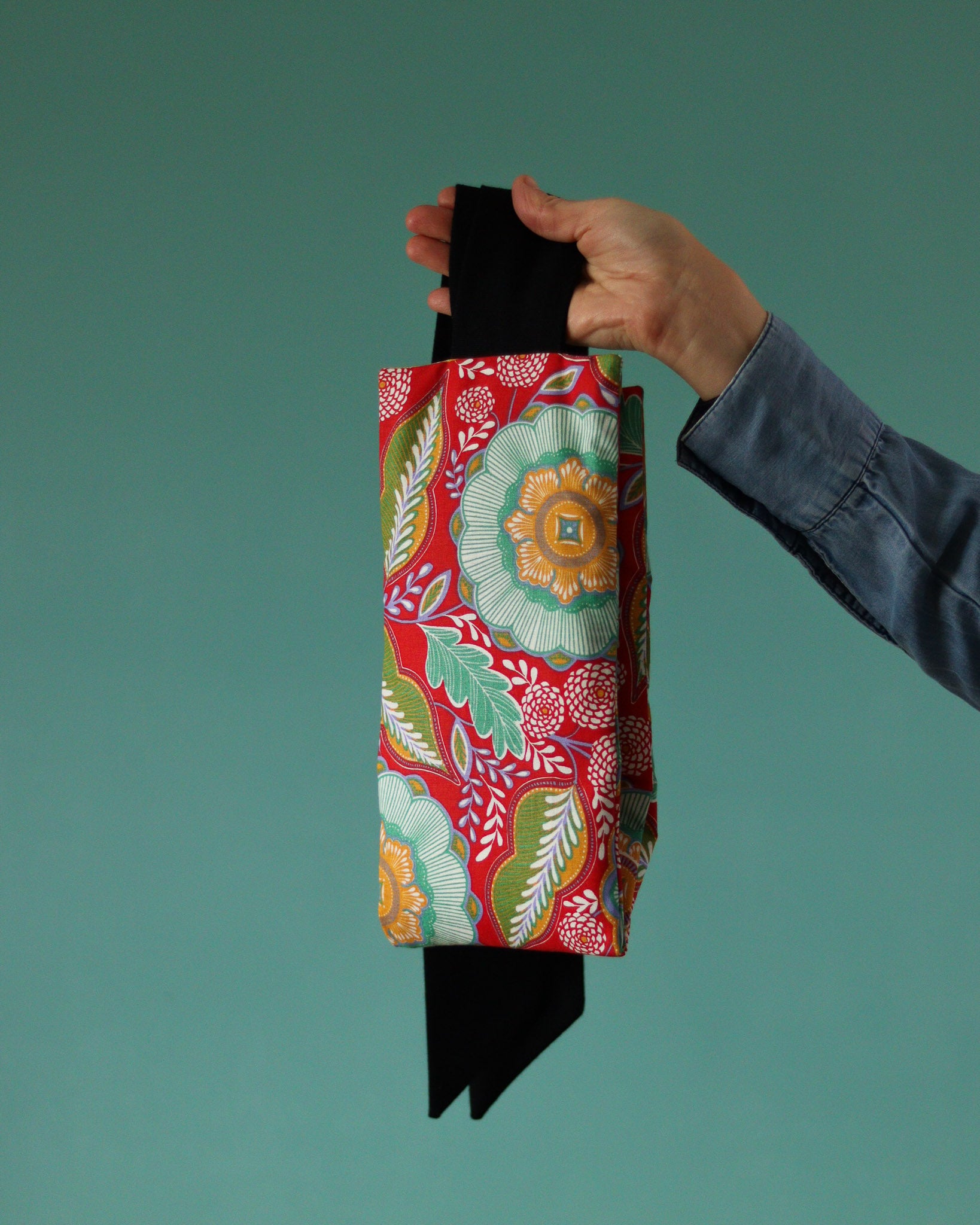 ceinture chauffante longue naturelle aux graines de lin bio, fabriquée en France, un accessoire écoresponsable pour soulager en douceur les petits maux du quotidien