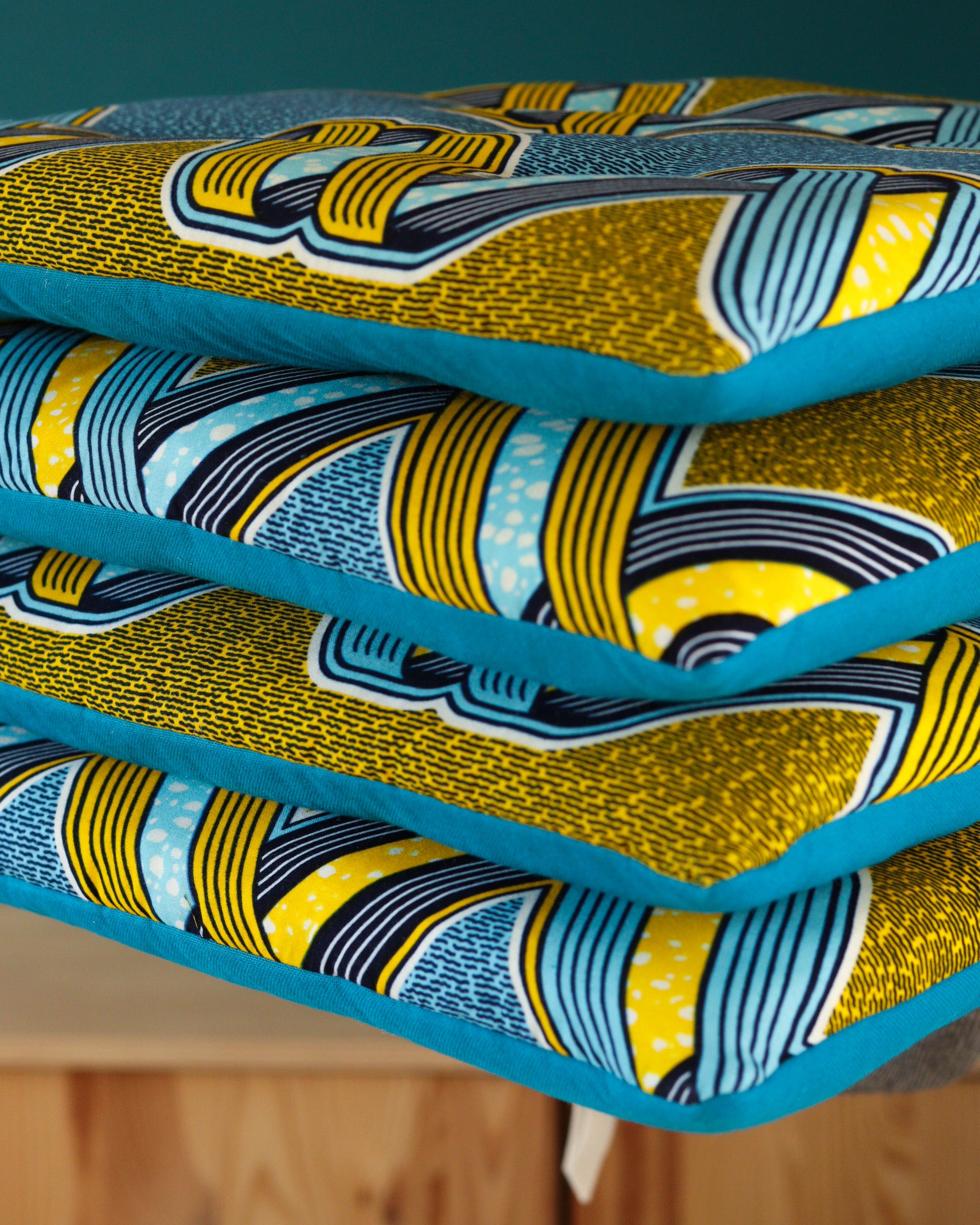 détail coussin de chaise trapèze sur-mesure