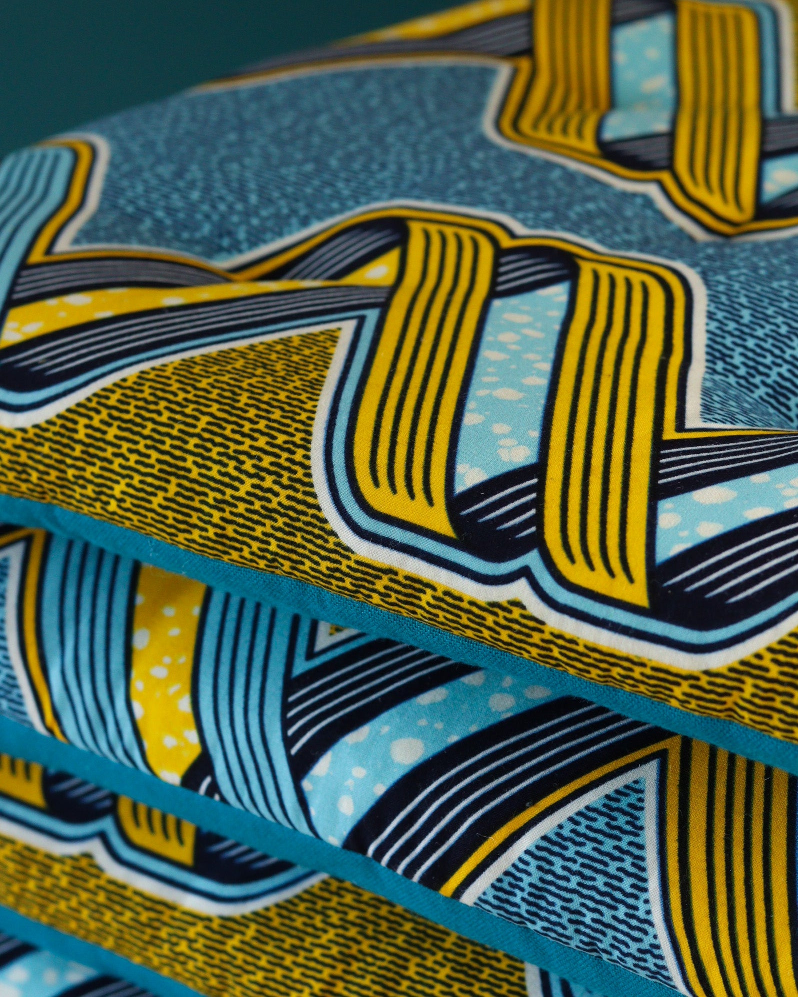 coussin forme trapèze en wax