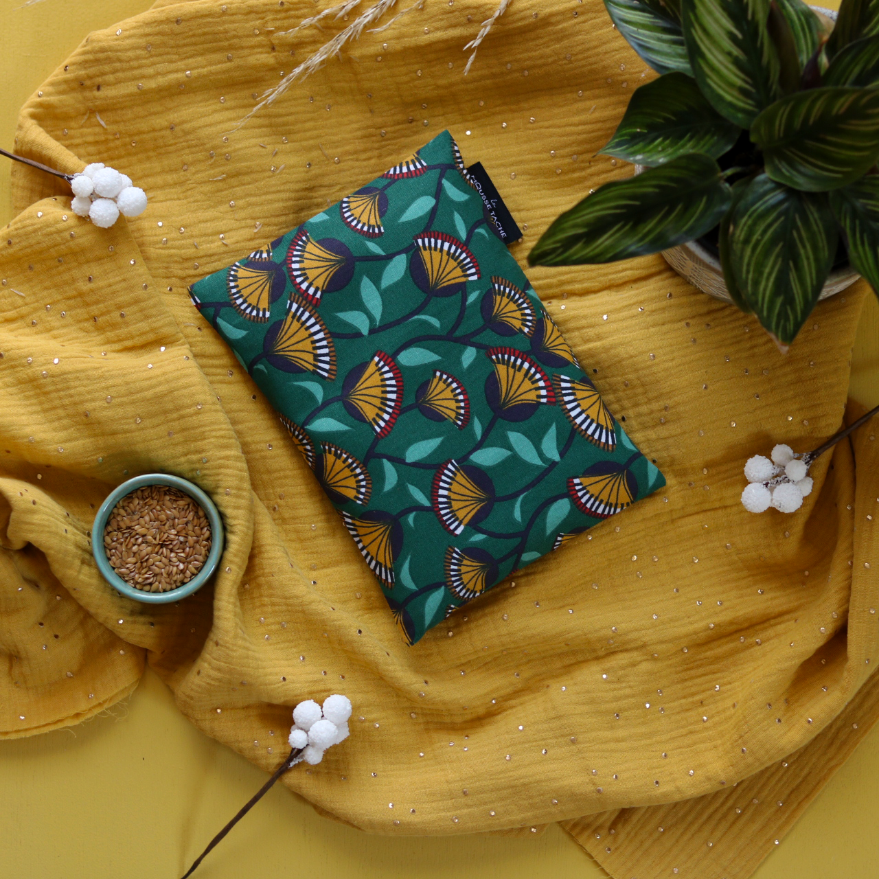 bouillotte sèche verte et jaune aux graines de lin bio