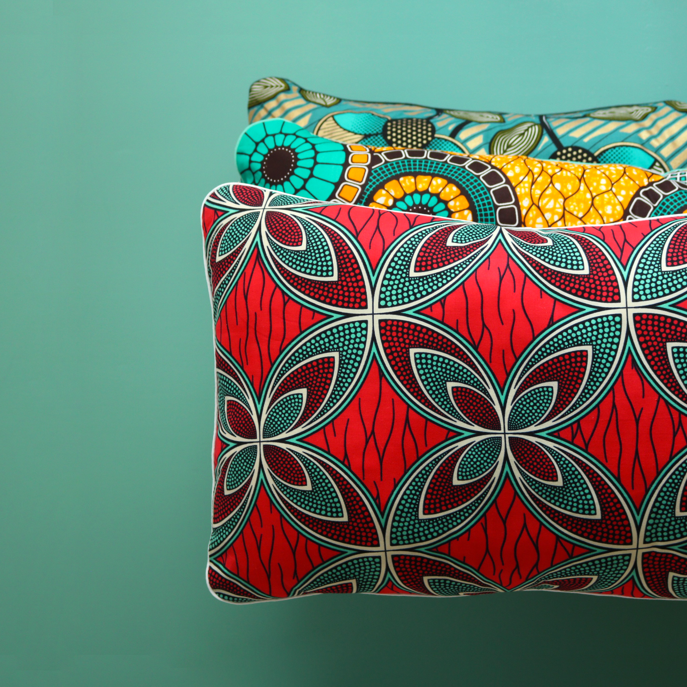 coussin passepoil wax personnalise decoratrice interieur