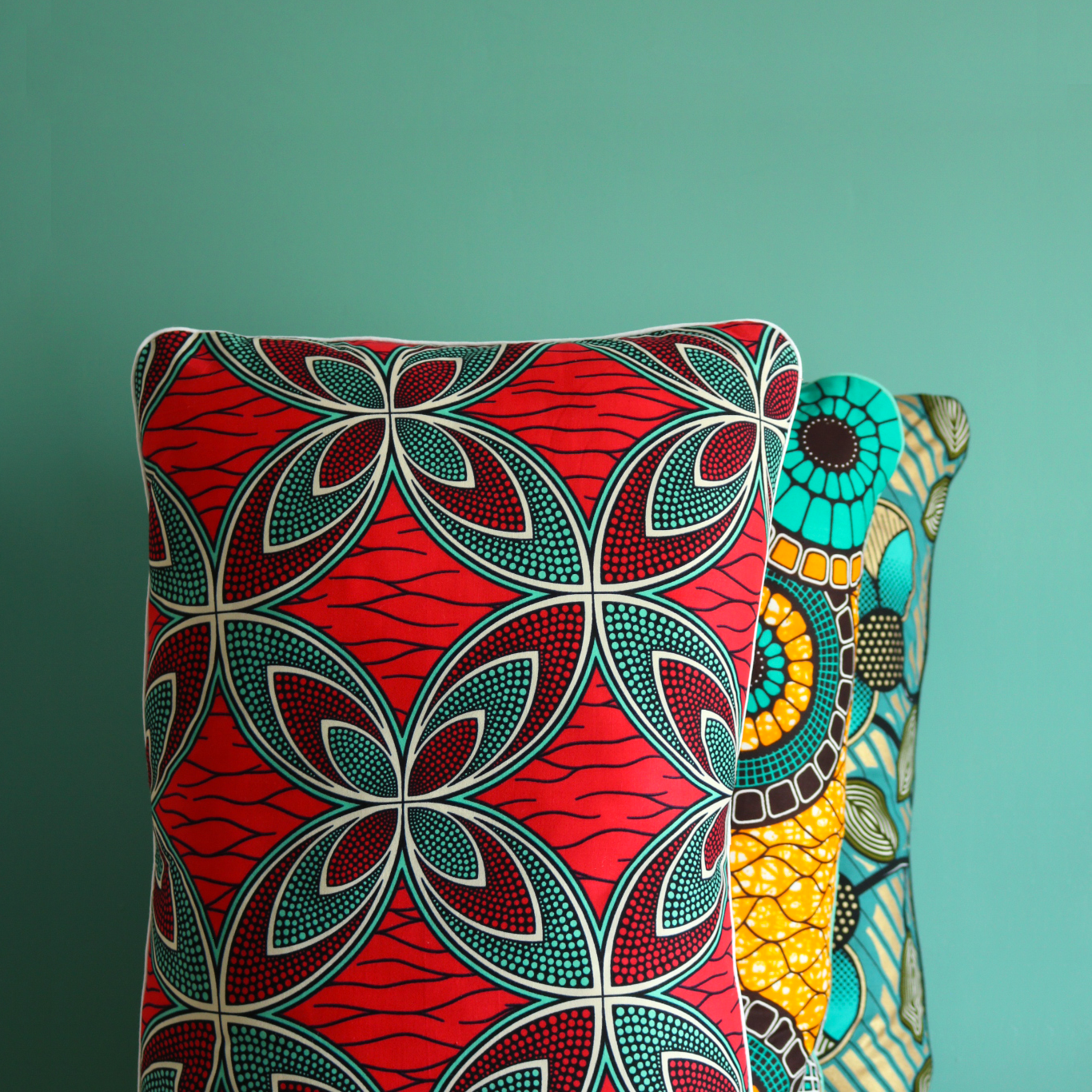 coussin passepoil wax personnalise decoratrice interieur