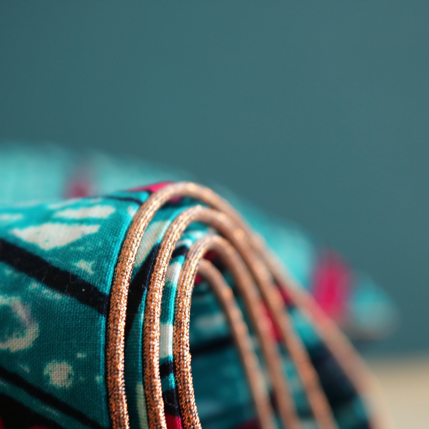 Du wax dans la décoration / Du pep's pour Sarah - LA MOUSSE TACHE