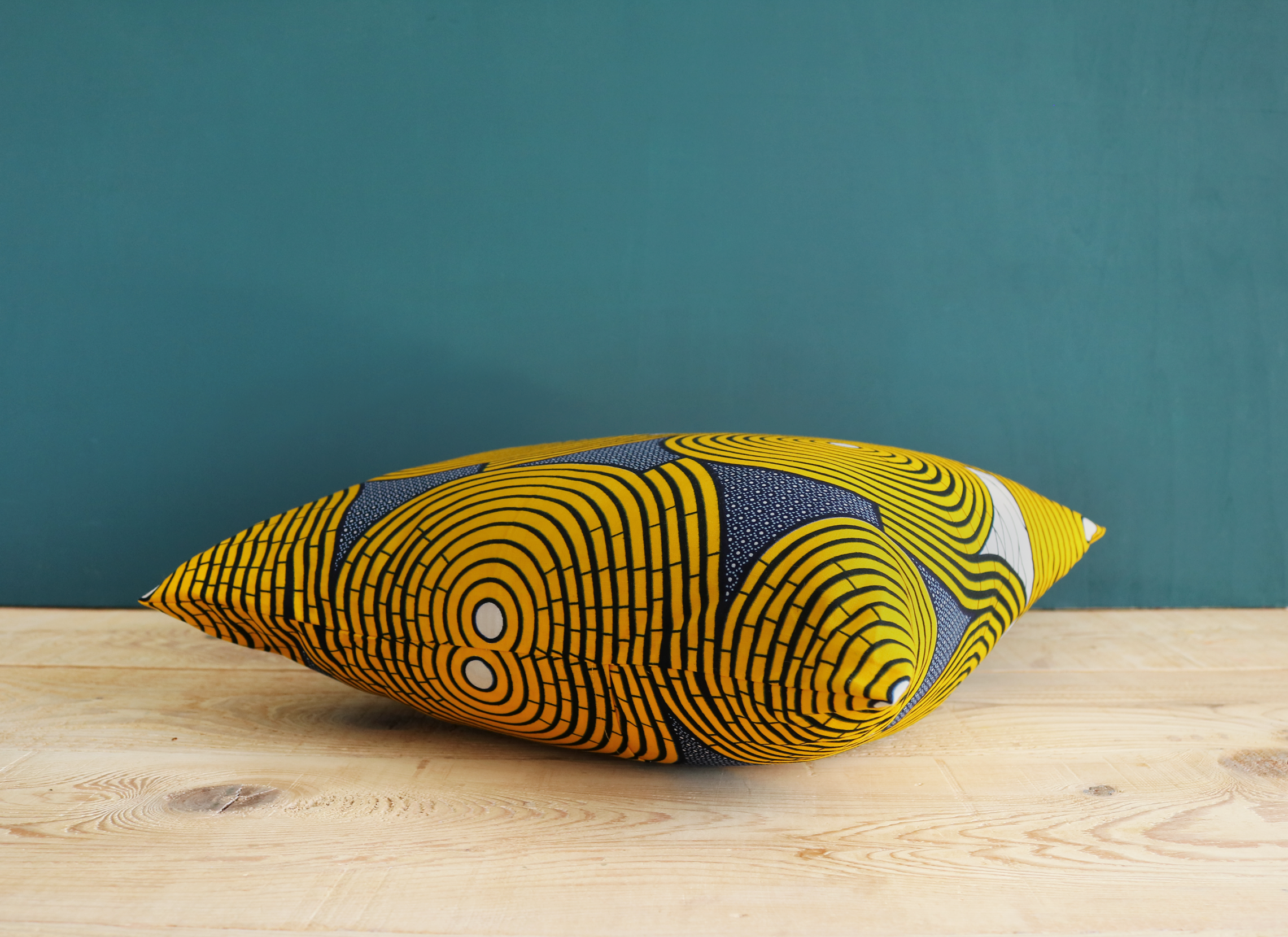 Du wax dans la décoration / Du pep's pour Sarah - LA MOUSSE TACHE