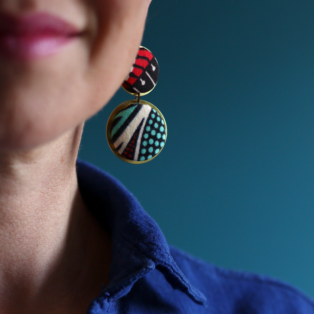 Boucles d'oreilles boutons en wax rouge et turquoise / Collab' La Mousse Tache X Yum Yum Violette