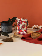 bouillotte seche aux graines de lin bio écoresponsable, déhoussable, à chauffer au micro-ondes, pour soulager ventre, dos, pieds, cadeau utile, wax orange fleurs