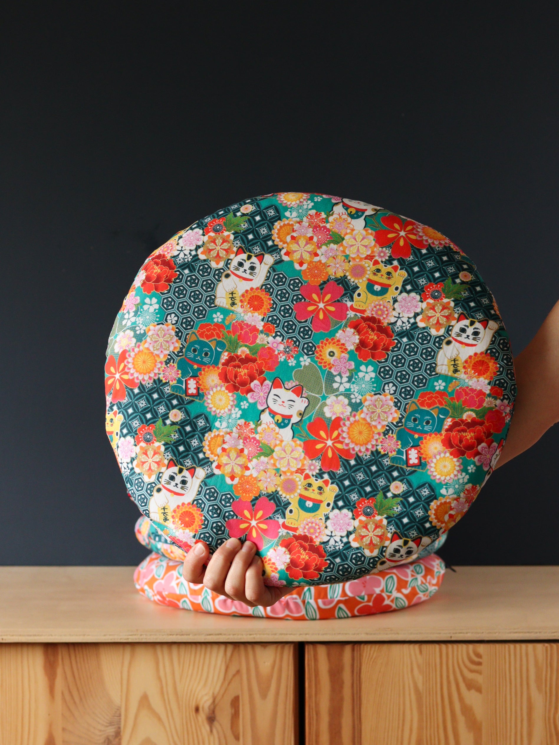 galette de chaises ronde déhoussable colorée chat du bonheur