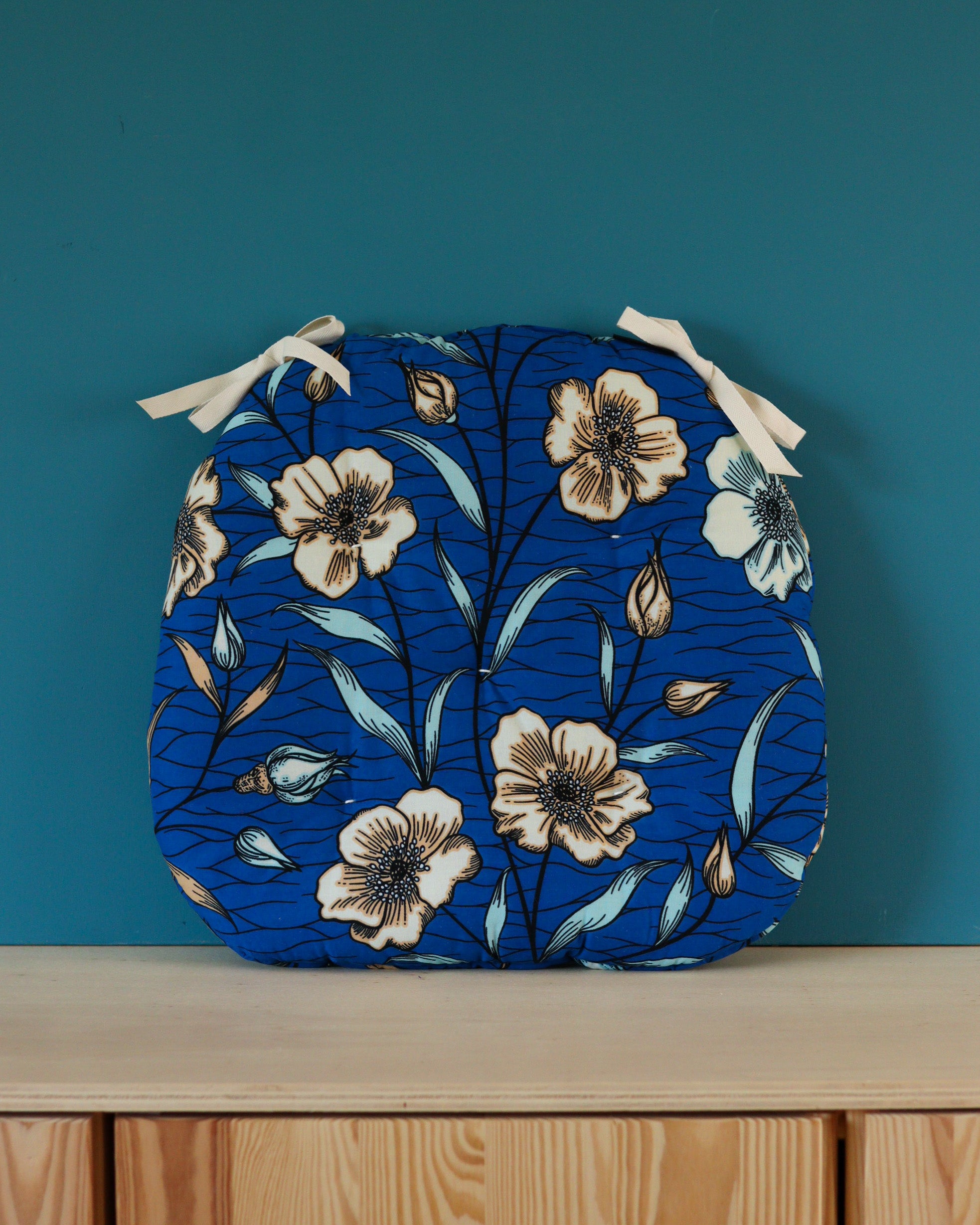 galette de chaise originale en wax bleu