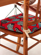 galettes de chaise forme trapèze personnalisées rouge tissu coloré