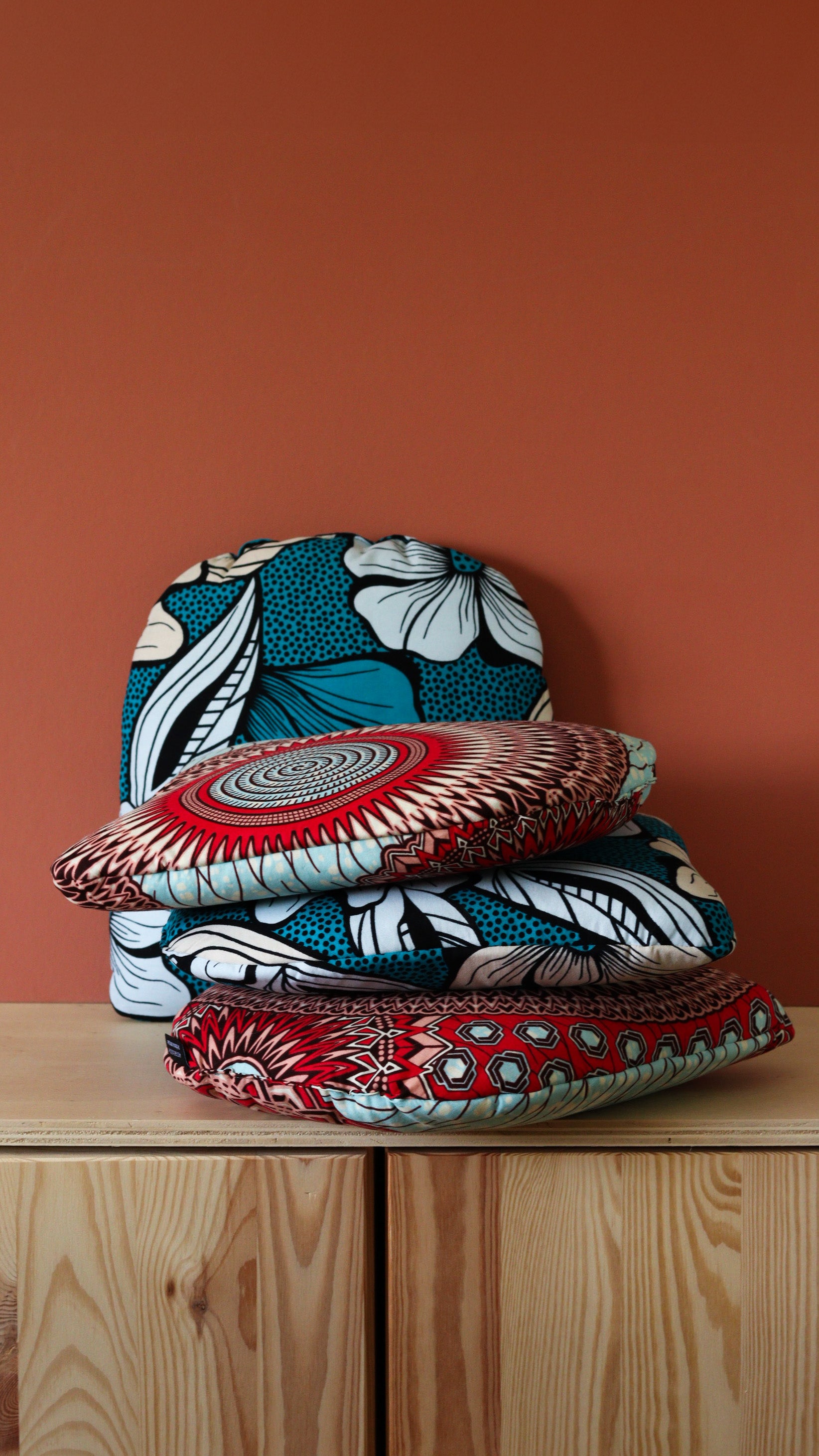 galettes de chaise tolix originales couleur