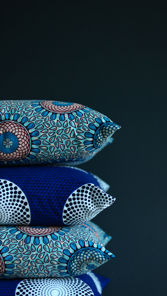 coussin wax africain bleu decoration ethnique made in france